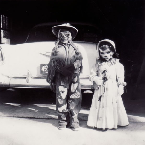 scary-vintage-halloween-creepy-costumes-54-57f74209364b4__605.jpg